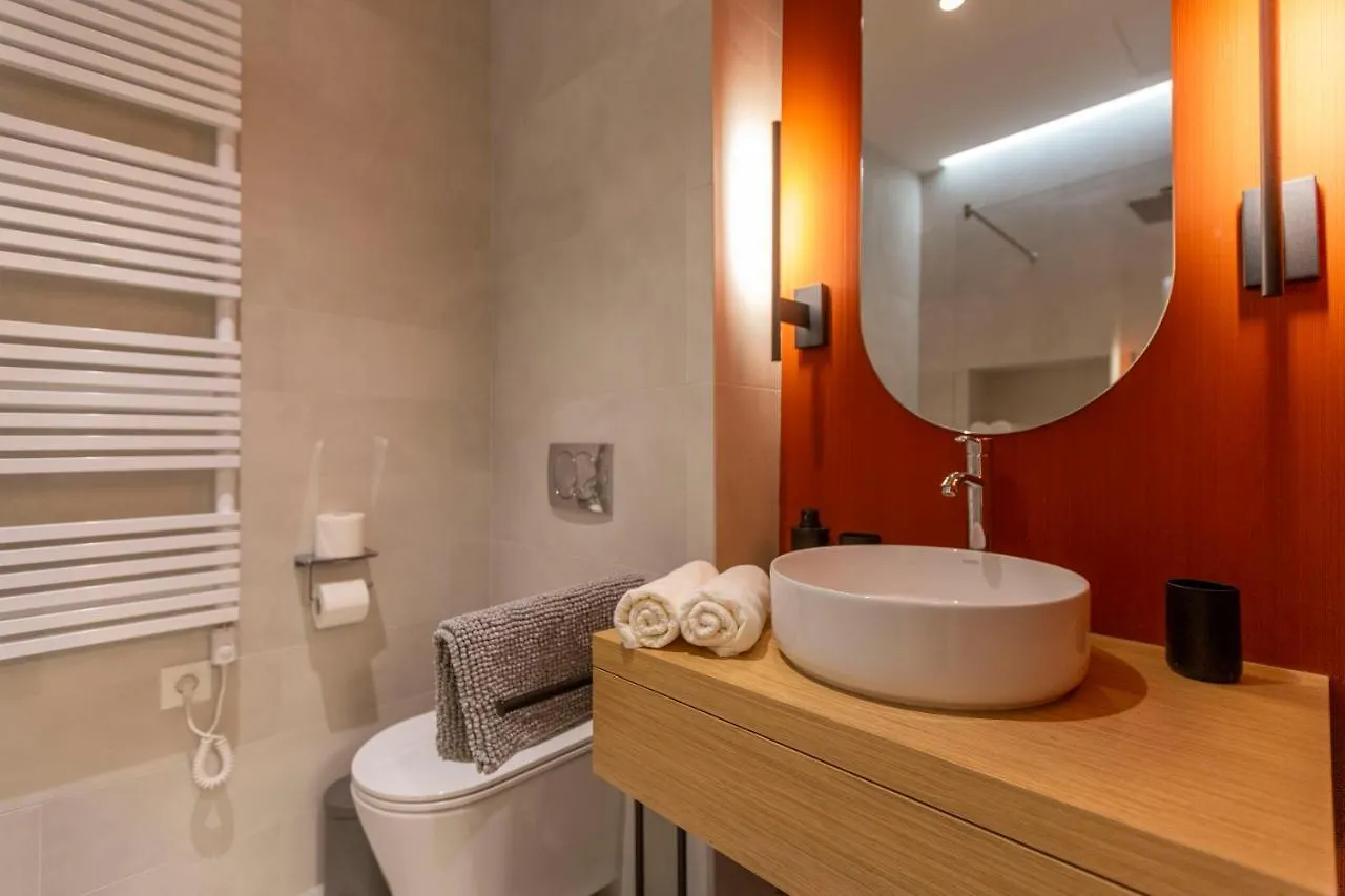 Apartment Luxurious Minimalist Residence With Sauna By Prestige Homes Budapest Hungary