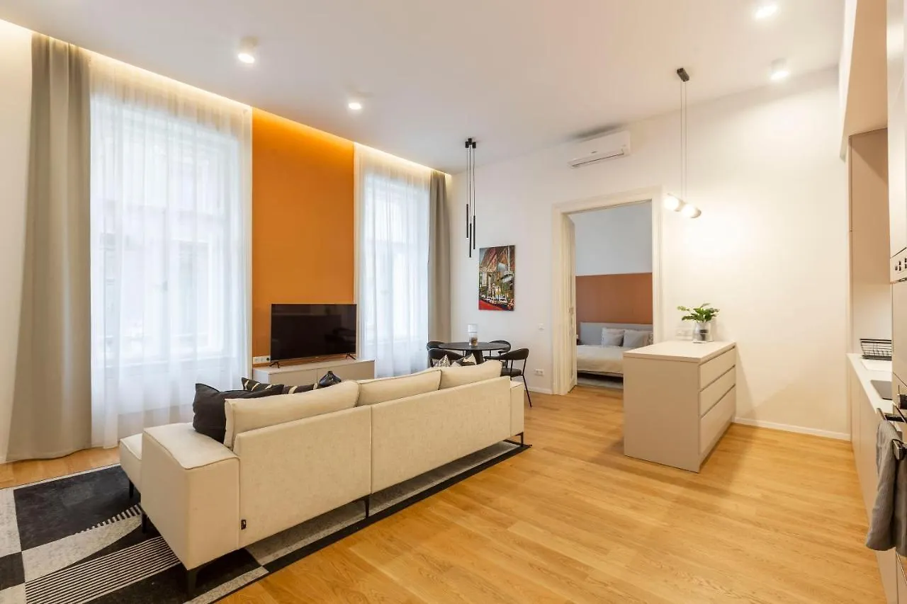 Luxurious Minimalist Residence With Sauna By Prestige Homes Budapest 0*,  Hungary